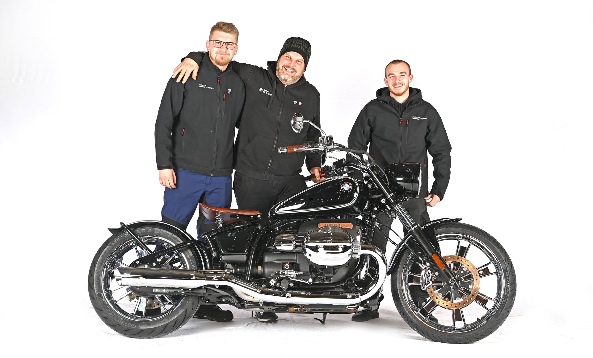 BMW R 18 Custombike BBO mit Team, Foto von garage21