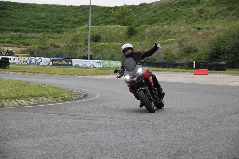 Ducati auf dem Harzring