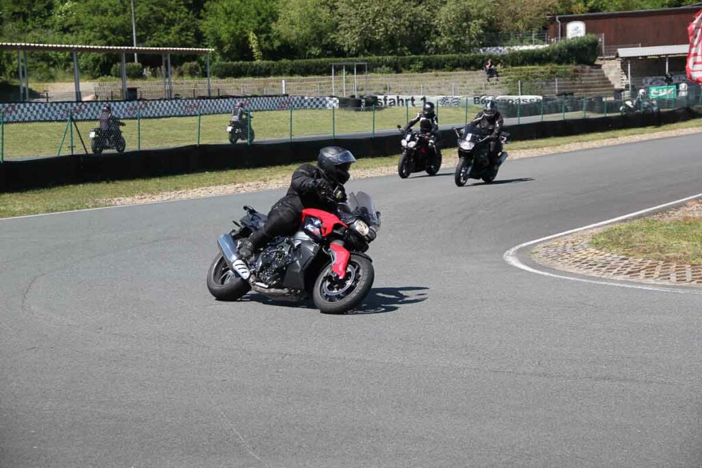 Teilnehmer beim Sicherheitstraining