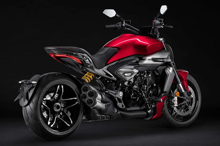 Ducati XDiavel V4