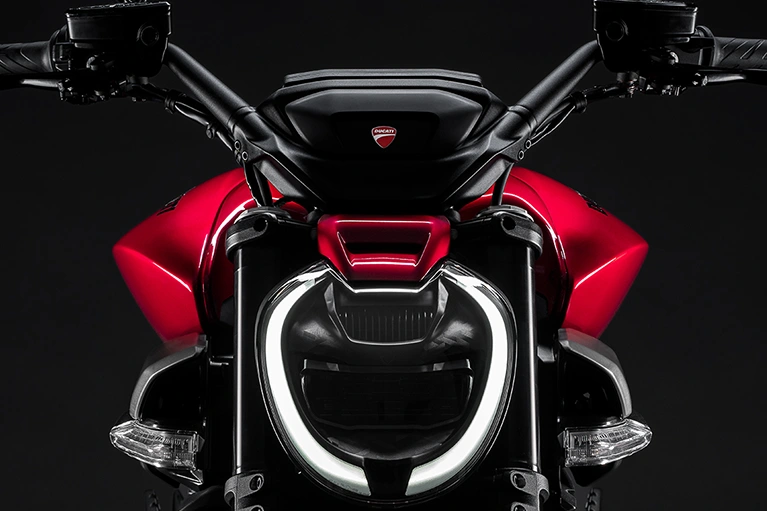 Ducati XDiavel V4