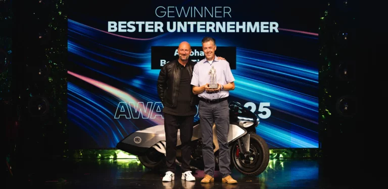 Becker-Tiemann Motorrad gewinnt den BMW Motorrad Award 2025 als Bester Unternehmer